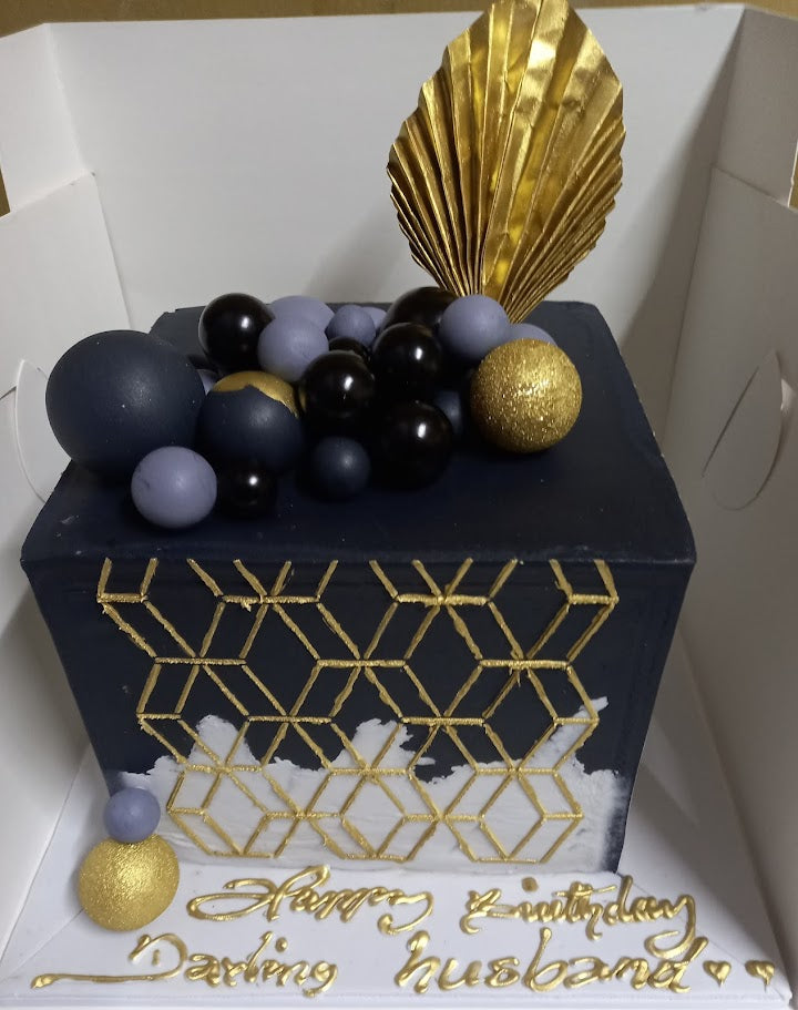 PCCB006 - BESPOKE CAKE FOR MEN