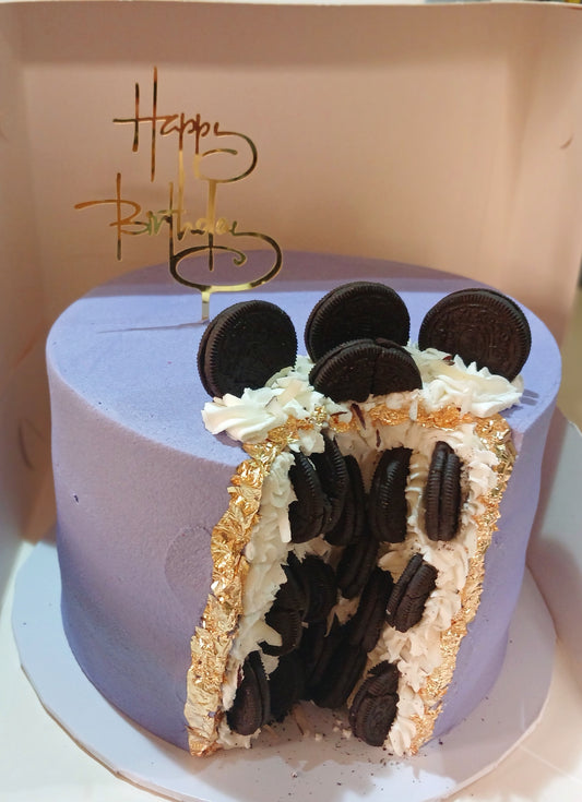 TL007 Tall Faultline buttercream cake