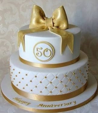 BS004 -BESPOKE TIERED FONDANT CAKES