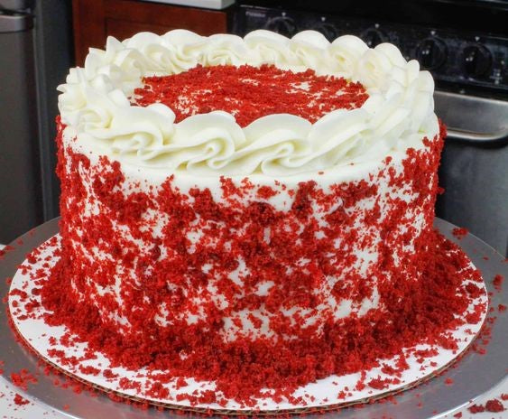 TALL CAKES WITH TOPPINGS PCCB010