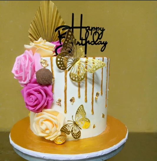 TL009 Tall cake with flowers and toppers